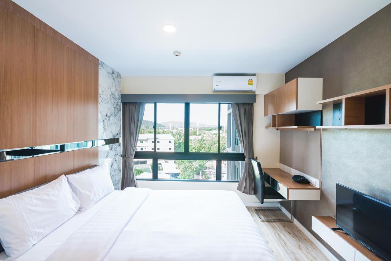 Akira Hotel Si Racha Buitenkant foto