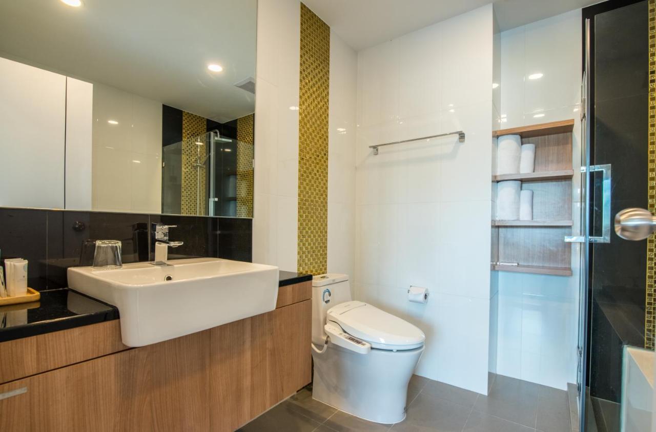 Akira Hotel Si Racha Buitenkant foto